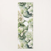 Elegante weiße, grüne Hydrangeas mit Blumen Yogamatte (Rückseite)