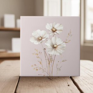 Elegante weiße Kosmos Blume Imitate Goldgras Fliese