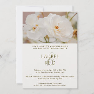 Elegante weiße Rosen Foto Hochzeitsprobe Dinner Einladung