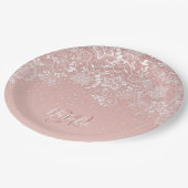 Elegante weiße Spitze mit Blumen und Pappteller (Schrägansicht)