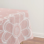 Elegante weiße Spitze mit Blumen und Tischdecke (Beispiel)