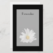 Elegante weißes Gänseblümchen-Blume mit Namen Briefpapier (Vorne/Hinten)