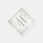 Elegante White and Gold Foil Confetti Wedding Serviette (Ecke)