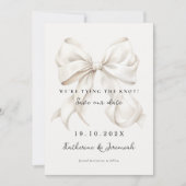 Elegante White Bow Save the Date Card (Vorderseite)