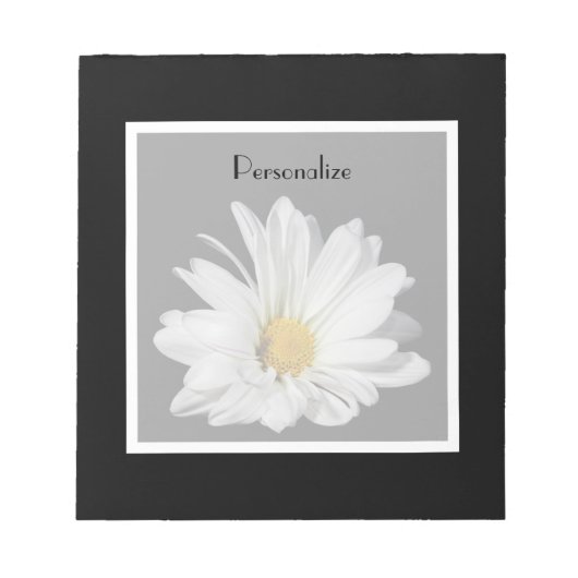 Elegante White Daisy Blume mit Namen Notizblock (Vorderseite)