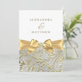 Elegante White & Gold Leaf Bow Wedding Einladung (Stehend Vorderseite)