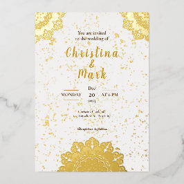 Elegante White Golden Modern Typografy Wedding Folieneinladung