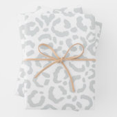 Elegante White Gray Leopard Cheetah Animal Print Geschenkpapier Set (Beispiel)
