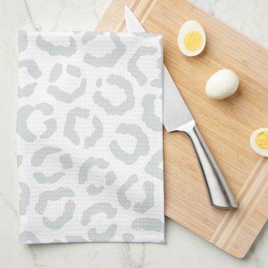 Elegante White Gray Leopard Cheetah Animal Print Geschirrtuch (Viertel Falte)