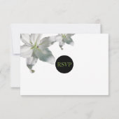 Elegante White Lilies Wedding RSVP Cards (Rückseite)