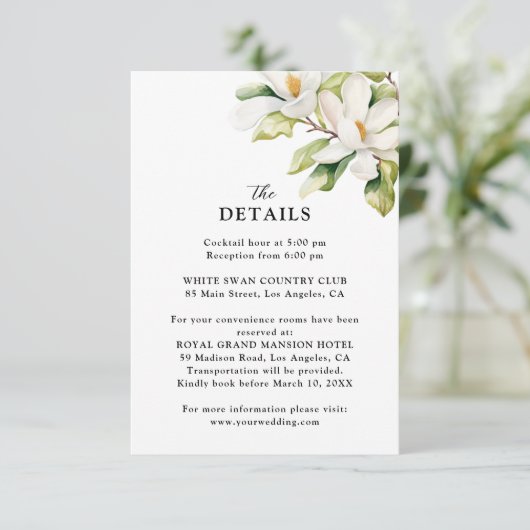 Elegante White Magnolia Blumenzettel Begleitkarte (Stehend Vorderseite)