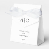 Elegante White Monogram Wedding Geschenkschachtel (Vorderseite)