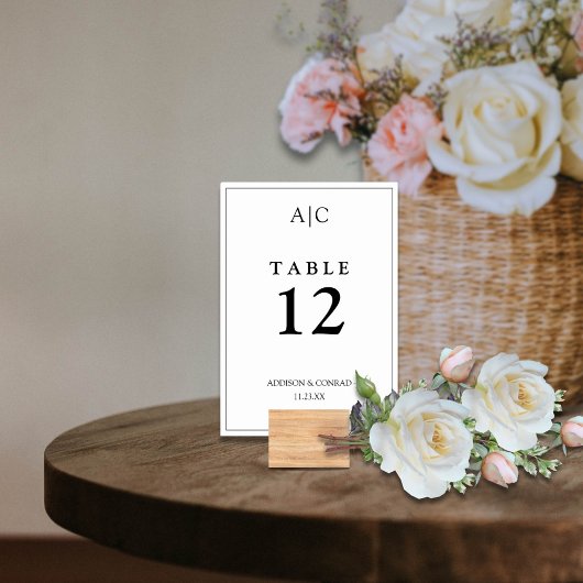 Elegante White Monogram Wedding Tischnummer