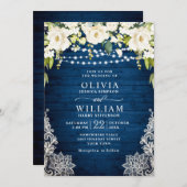 Elegante White Roses Lace Rustic Blue Wood Wedding Einladung (Vorne/Hinten)