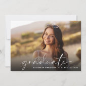 Elegante White Script Foto Graduation Party Einladung (Vorderseite)