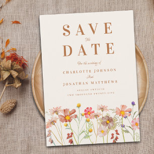 Elegante Wiesenhochzeit mit Wildblumen Save The Date