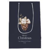 Elegante Winter Medium Geschenktasche mit Pinecone Mittlere Geschenktüte (Rückseite)