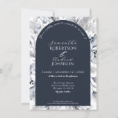 Elegante Winter Navy Blue Botanical Arch Wedding Einladung (Vorderseite)