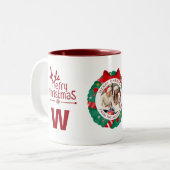 Elegante Wreath Christmas Foto Family Monogram Zweifarbige Tasse (Vorderseite Links)
