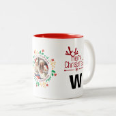 Elegante Wreath Christmas Foto Family Monogram Zweifarbige Tasse (VorderseiteRechts)