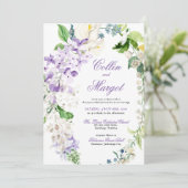 Elegante Wreath Lila Florals Wedding Einladung (Stehend Vorderseite)