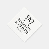 Elegante wunderliche schwarze Schleife Monogramm H Serviette (Ecke)