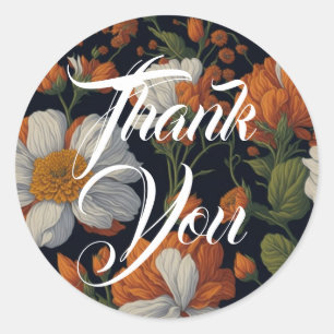 Elegante, zarte, orangefarbene Blume Runder Aufkleber