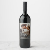 Elegante zeitlose Typografie Foto Save The Date Weinetikett (Vorderseite)