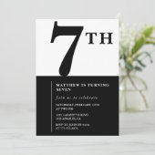 Eleganter 7. Geburtstag Einladung Black Chic Moder (Stehend Vorderseite)