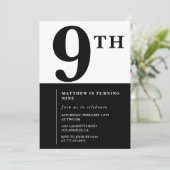 Eleganter 9. Geburtstag Einladung Black Chic Moder (Stehend Vorderseite)