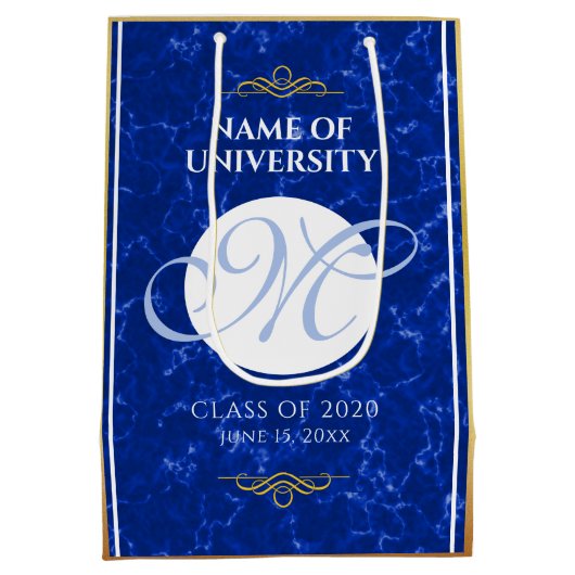 Eleganter Abschluss Monogram Blue Marble Gold Foil Mittlere Geschenktüte (Rückseite)
