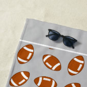 Eleganter American Football on Gray Strandtuch (Beispiel)