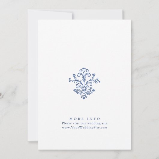Eleganter Baroque Dusty Verzierter Rahmen Hochzeit Einladung (Rückseite)