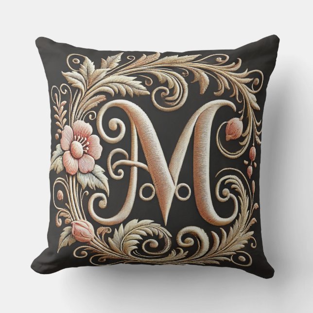 Eleganter bestickter Buchstabe M Kissen (Vorderseite)