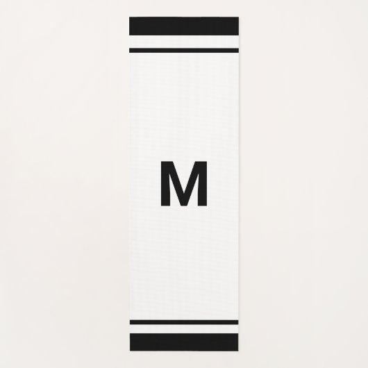Eleganter Black Border Script Monogram Letter Yogamatte (Vorderseite)