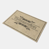 Eleganter Black Frame Schnörkel Individuelle Name Fußmatte (Schrägansicht)