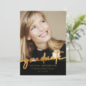 Eleganter Black Gold Calligraphy Abschluss Ankündigung (Stehend Vorderseite)