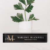 Eleganter Black Gold Monogram Script Desk Namensplakette