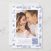 Eleganter blauer Chinoiserie-Blumen-QR-Code zur Ho Save The Date (Rückseite)