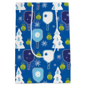 Eleganter, blauer und weißer Weihnachtspickleball Mittlere Geschenktüte (Rückseite)