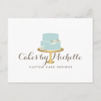 Eleganter Blue Cake mit floraler Cake Decoration