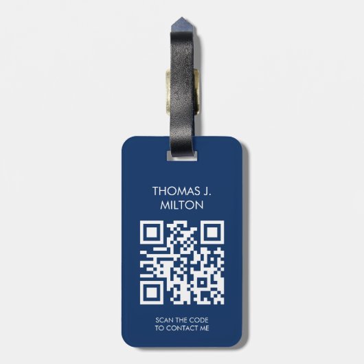 Eleganter Blue White Bold Monogram QR Code Gepäckanhänger (Rückseite vertikal)