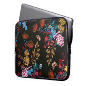 Eleganter blühender Garten mit Blumen und Schmette Laptopschutzhülle (Vorderseite Links)