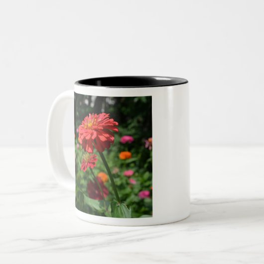 Eleganter Blumengarten in Rot-Orange Zweifarbige Tasse (Vorderseite Links)