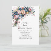 Eleganter Blumenkranz für Paardusche Einladung (Stehend Vorderseite)