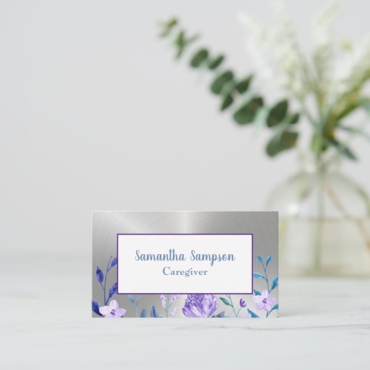 Eleganter Blumenlavender White Watercolor Caregive Visitenkarte (Stehend Vorderseite)