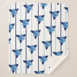 Eleganter Blumenmuster Streifen monochromatisch bl Sherpadecke