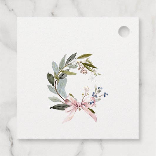 Eleganter Blush Blue Green Winter Weihnachtskranz Geschenkanhänger (Rückseite)