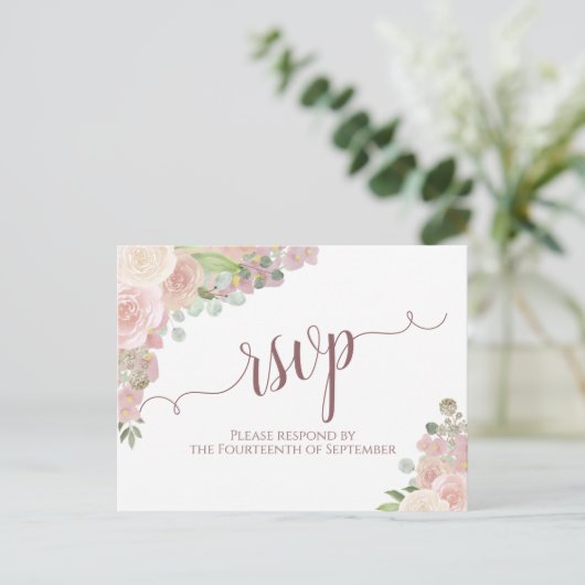 Eleganter Blush Pink Aquarell Blumenzwiebeln RSVP Postkarte (Stehend Vorderseite)