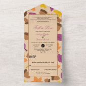 Eleganter Boho Fall in Liebe Herbstblütenhochzeit All In One Einladung (Innen Boden)